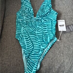 Women’s Vitamin A Tropical Blue One Piece Swimsuit. Size medium. $50 NWT